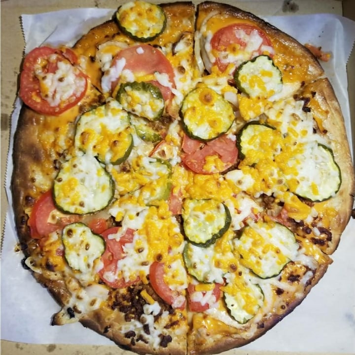 photo of Rudy's Gourmet Pizza Ru’s Vegan Cheese Burger shared by @ashwickety on  16 Mar 2021 - review