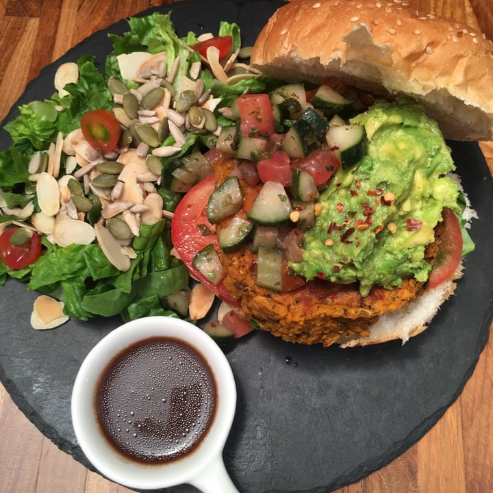 review photo of Fittie Sense Eden Burger shared by @justinh2002 on 02 Aug 2020 - review