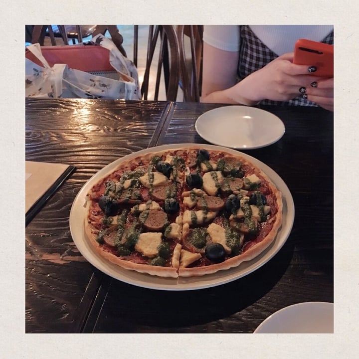 review photo of Vegetus Pizza shared by @bekapv on 04 Jun 2020 - review