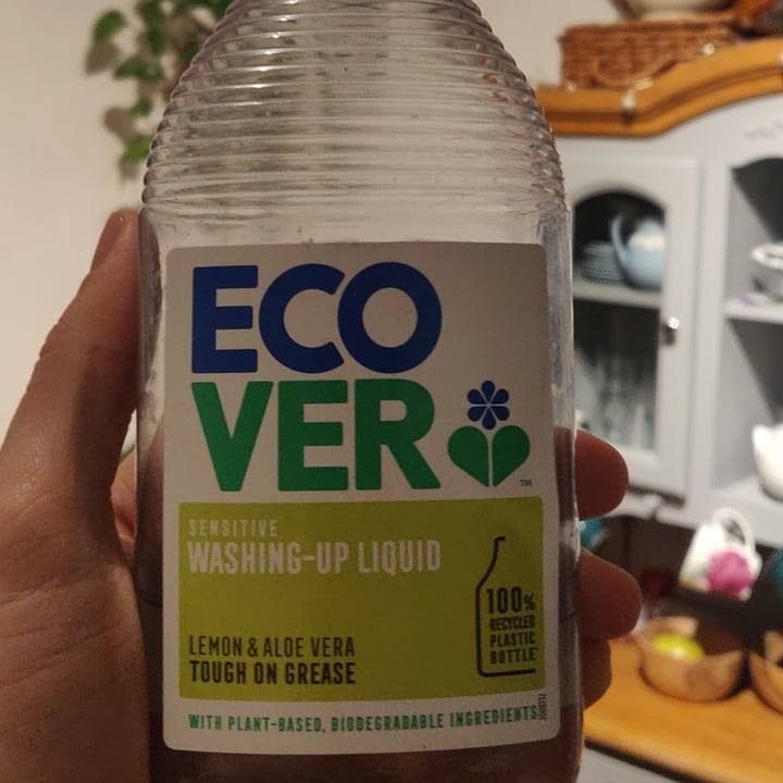 photo of Ecover Washing-up Liquid Camomille & Clementine shared by @georgeofearth on  02 Dec 2020 - review