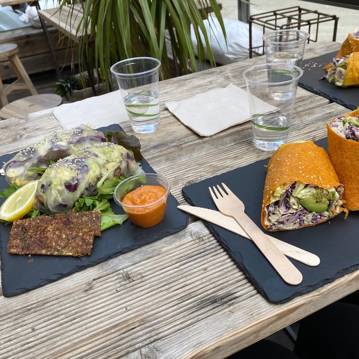 photo of #RAW VEGAN FIRENZE Classic wrap shared by @delikopp on  02 Apr 2021 - review