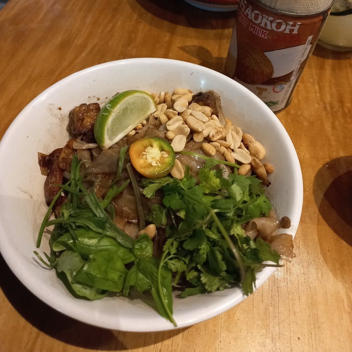 photo of Saigon Noodle Bar Saigon Bowl Con Tofu shared by @mpazechandi on  24 Aug 2022 - review