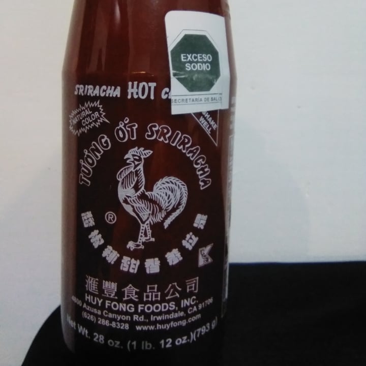 photo of Huy Fonds Food Inc. Siracha Hot Chili Sauce shared by @nox- on  14 Jun 2021 - review