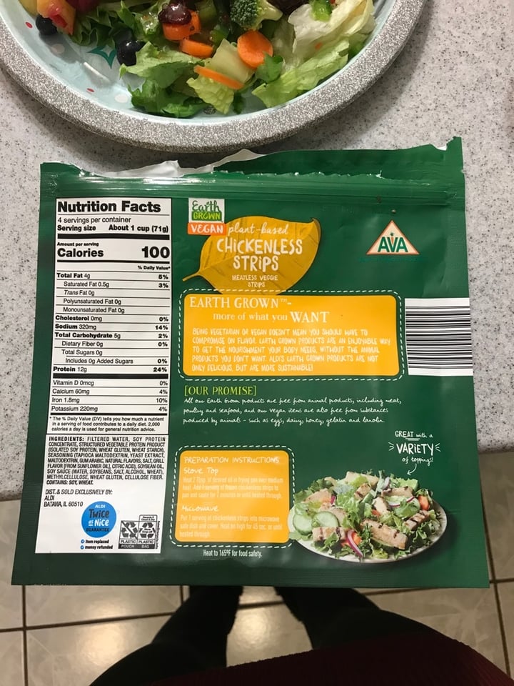 photo of Earth Grown Chickenless Strips shared by @mallory17 on  09 Jan 2020 - review