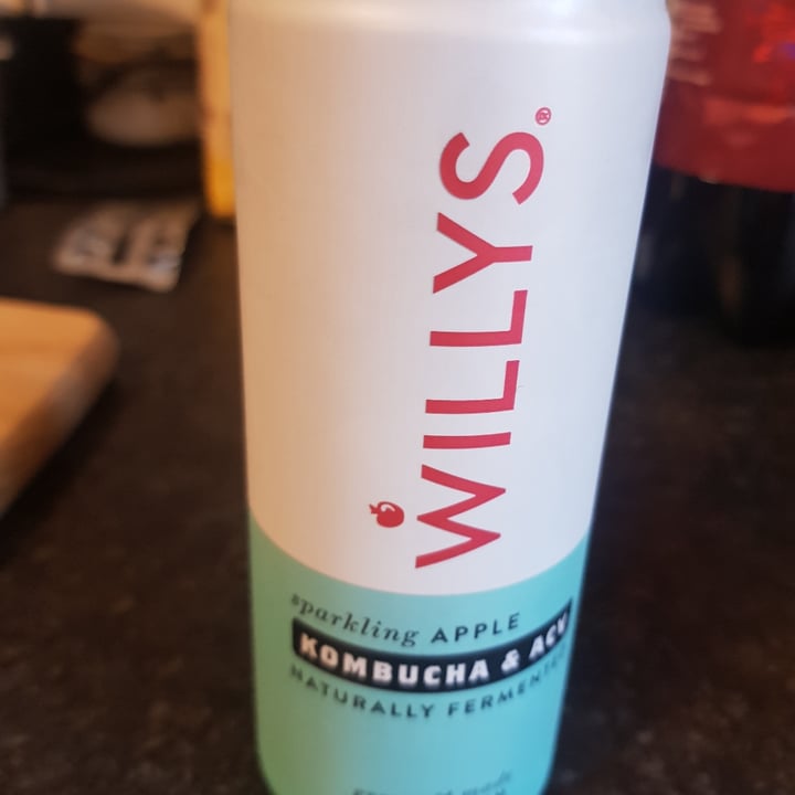photo of Willys Sparkling Apple Kombucha & ACV shared by @charlotte7 on  04 Jun 2020 - review