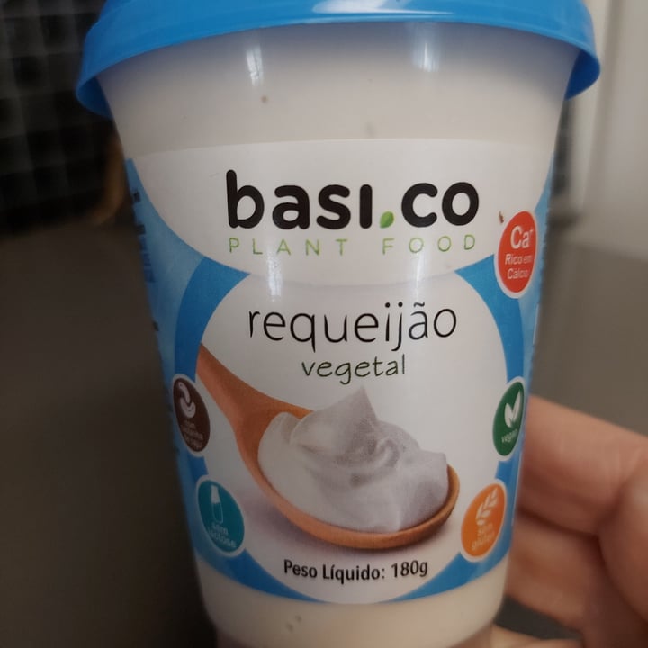photo of Basi.co Requeijão Vegetal shared by @karingropp94 on  05 Jul 2022 - review