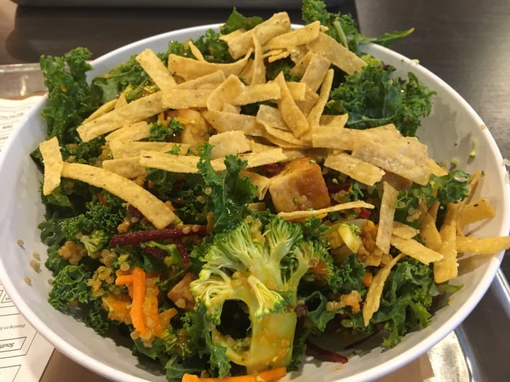 photo of CoreLife Eatery Sriracha Ginger Tofu & Ancient Grains Bowl shared by @lisseatsplants on  07 Jan 2019 - review