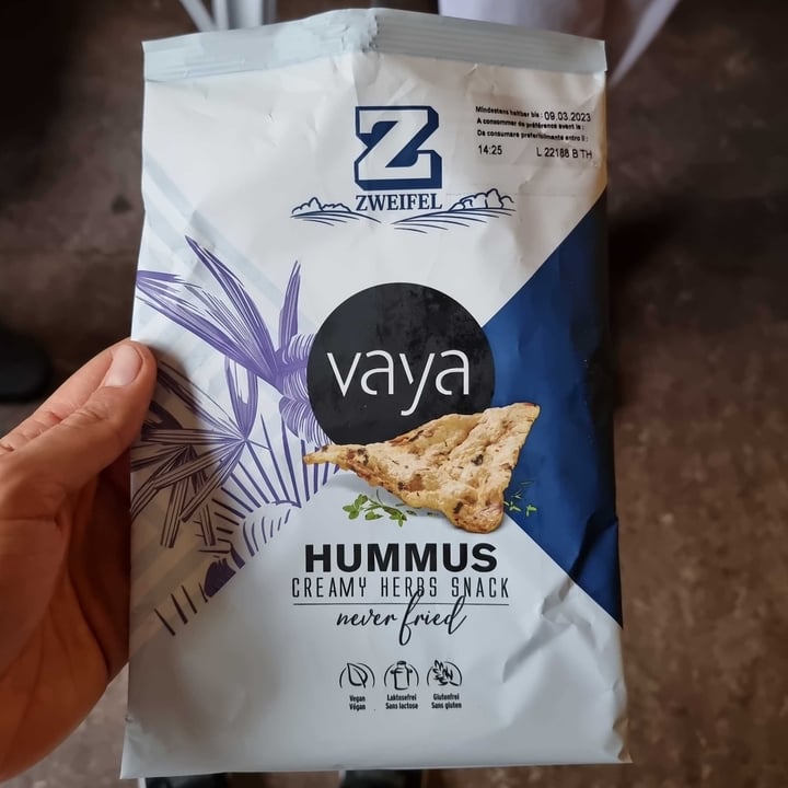 photo of Zweifel Vaya Hummus Chips shared by @euberta89 on  09 Nov 2022 - review
