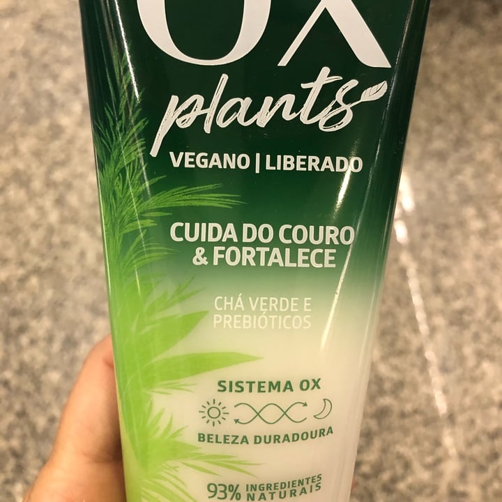 photo of Ox Cosmeticos condicionador shared by @marianamarinho on  12 Oct 2022 - review