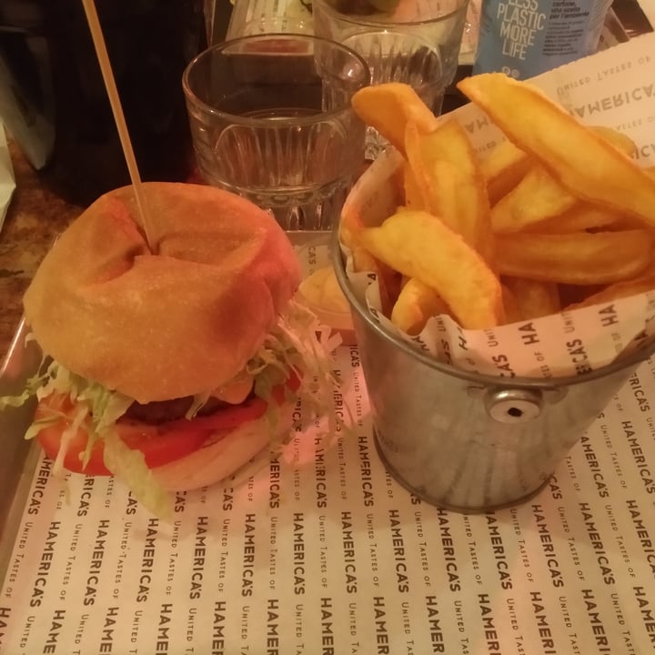 photo of Hamerica's New York burger shared by @meic666 on  22 Feb 2022 - review