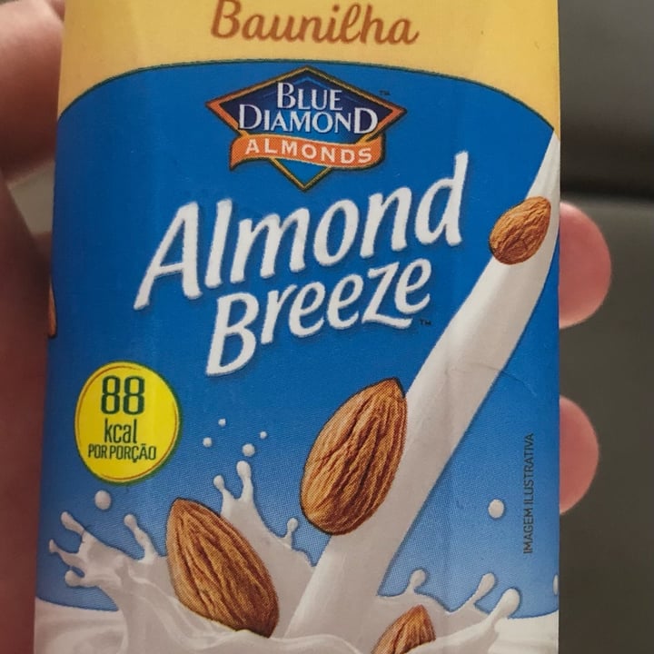 photo of Blue Diamond Bebida de amêndoas sabor baunilha shared by @raquelfoiato on  09 May 2022 - review