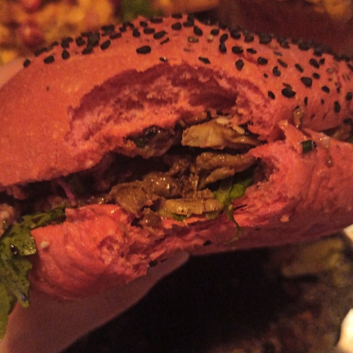 review photo of Vegan Junk Food Bar Royal Beastie Shawarma shared by @arantzagates on 19 Sep 2021 - review