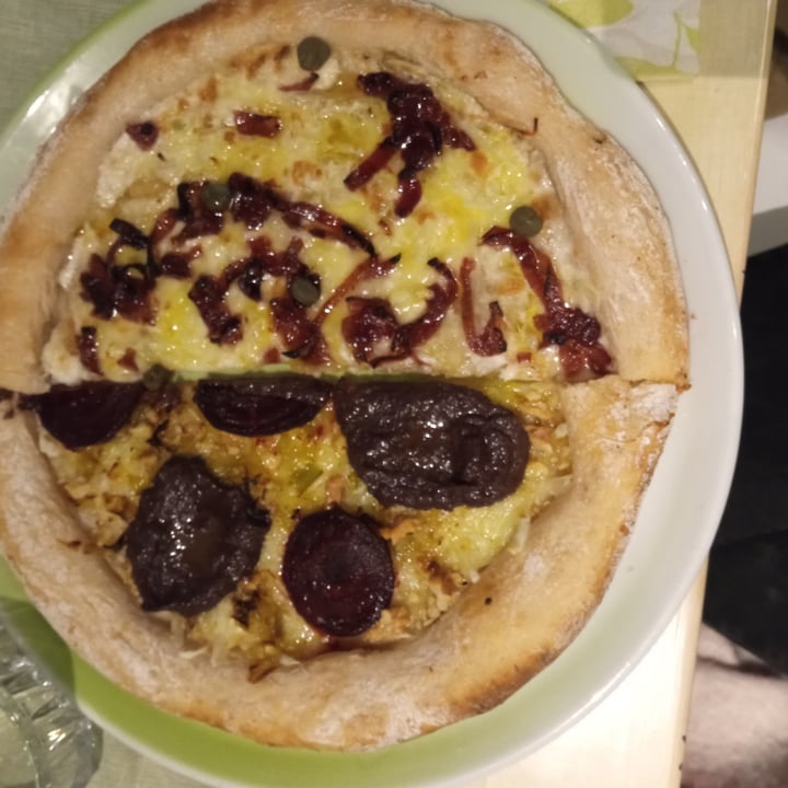 photo of La Pépinière Ristorante Biologico Pizza veg shared by @matildepolla on  12 Mar 2022 - review