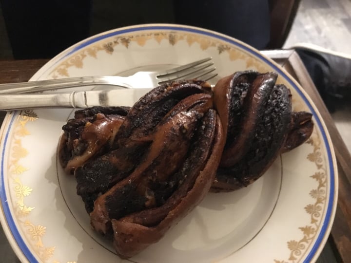 photo of La Colectiva Café Chocolate Babka shared by @theveggienomad on  31 Jan 2019 - review