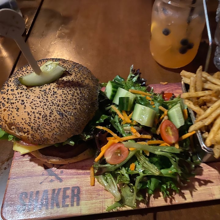 review photo of SHAKER Beyond Burger shared by @sauphya on 03 Oct 2020 - review