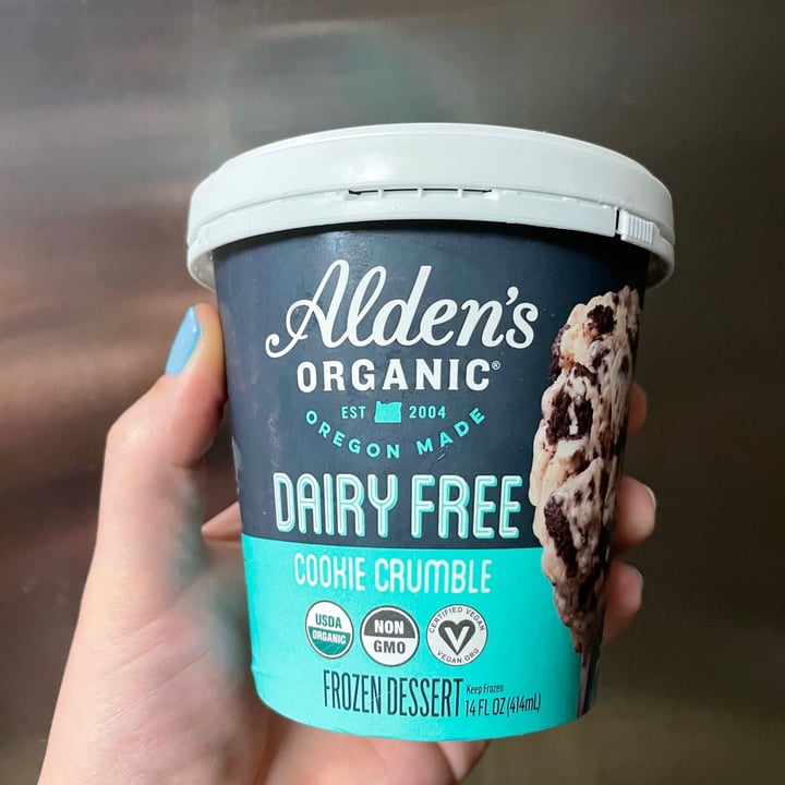 photo of Alden’s Organic Dairy free caramel almond crunch shared by @veganlyssa on  11 Apr 2021 - review