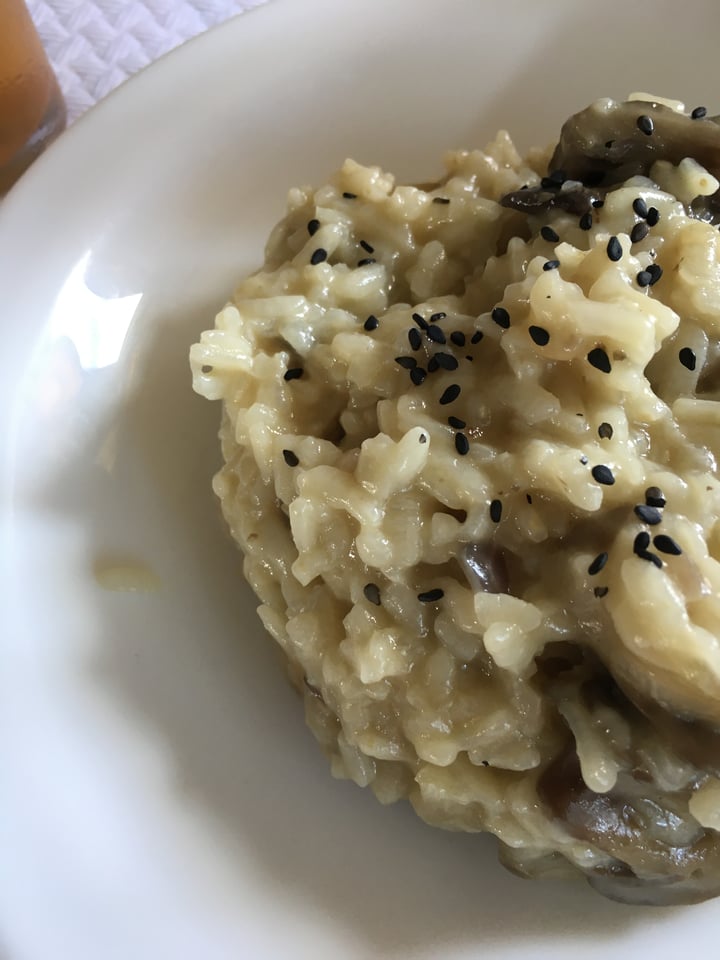 photo of El Urogallo Risotto de champiñones shared by @marialatenedor on  30 Nov 2020 - review