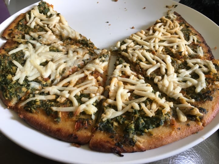 review photo of Amy’s Spinach Pizza Rice Crust shared by @vegelsa on 26 Jan 2020 - review