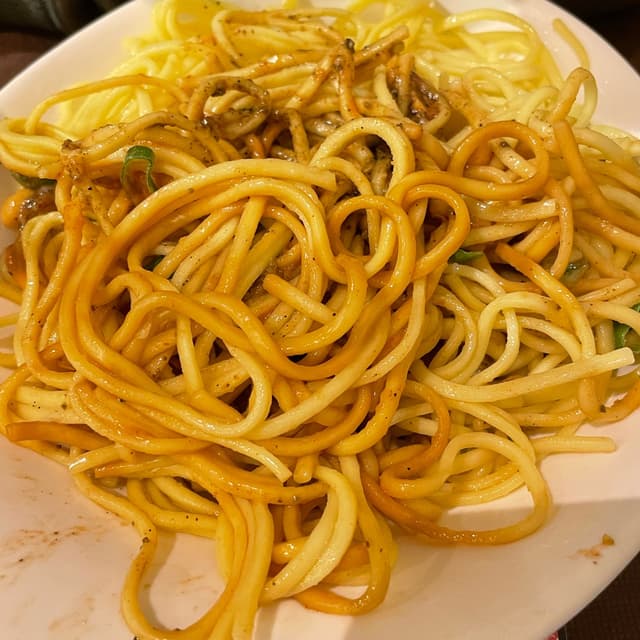 Foto del plato “spaghetti freddi di sichuan con salsa piccante e arachidi”