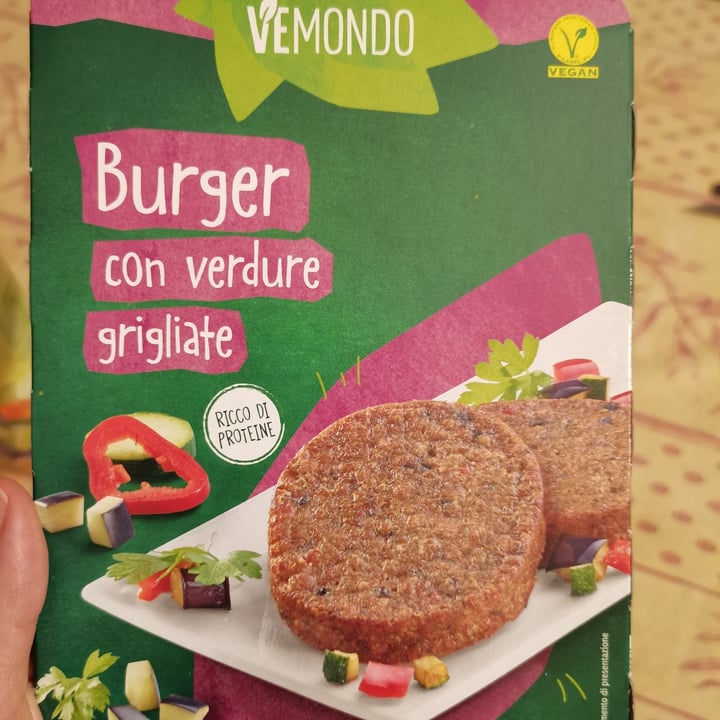 review photo of Vemondo Burger con Verdure Grigliate shared by @giuuuls on 22 Jun 2022 - review