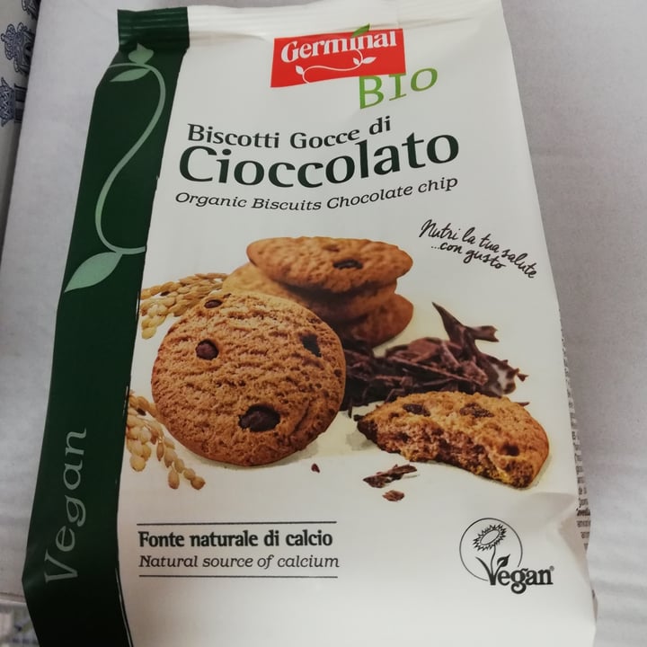 review photo of Germinal Bio Biscotti Con Gocce Di Cioccolato shared by @erminia on 07 Apr 2021 - review