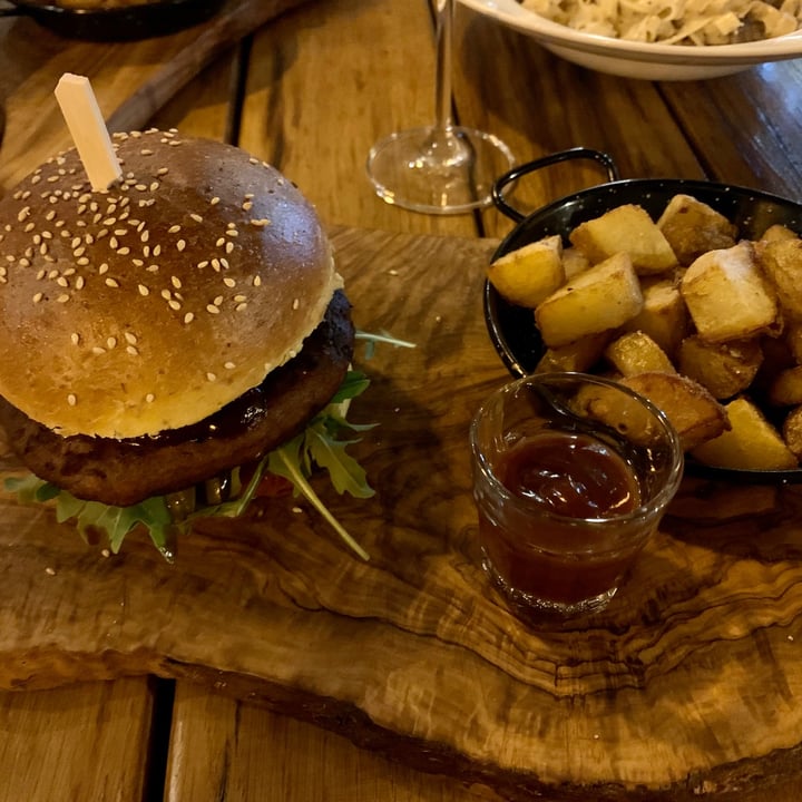 photo of Peperancino Vegan burger shared by @minveg on  23 Jul 2021 - review