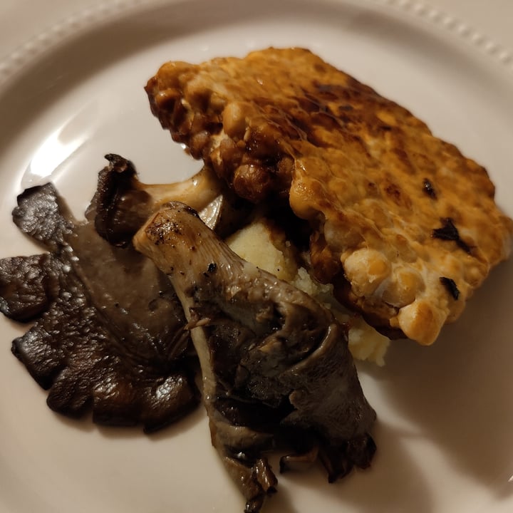 photo of Fonderia Gastro Bistrot Tempeh Di Ceci Glassato shared by @sam81 on  16 Feb 2022 - review