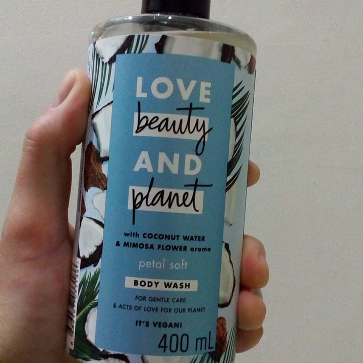 photo of Love Beauty and Planet Coconut Water & Mimosa Flower Body Wash shared by @kharismael on  27 Aug 2020 - review