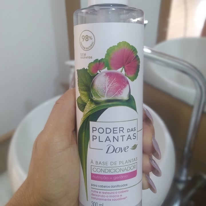 photo of Dove Shampoo shared by @sssamanta on  21 Apr 2022 - review