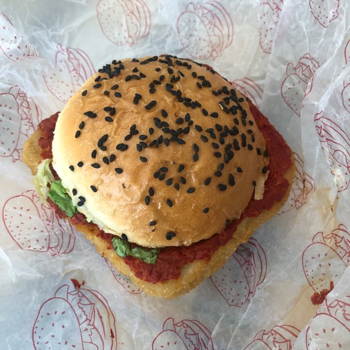 review photo of Panacea Gastronomía Vegana Rosso Burguer shared by @llum on 06 Sep 2020 - review