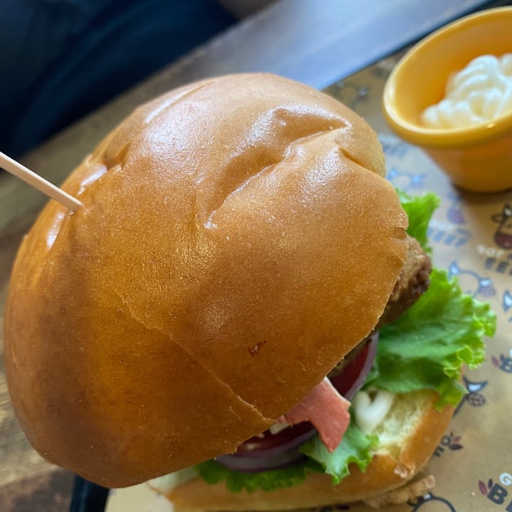 review photo of Got No Beef CHKN Burger shared by @kaceyainsworth on 29 Aug 2020 - review