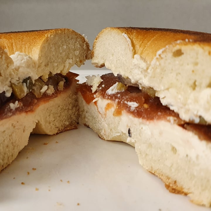 review photo of Veganería Le Muf NY SalmoNó Bagel shared by @patriciaph on 17 Jul 2021 - review