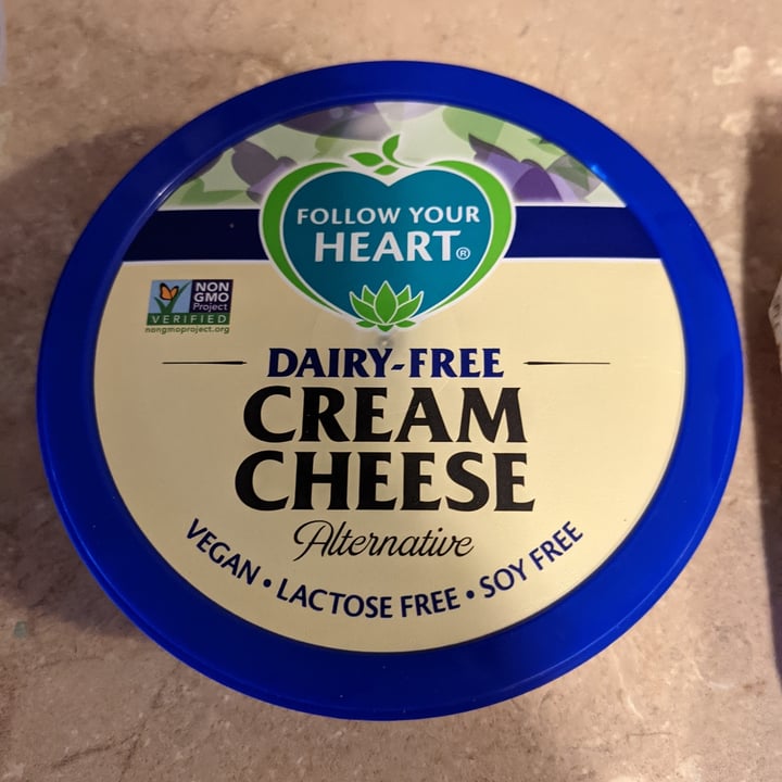 photo of Follow your Heart Dairy Free Cream Cheese shared by @iheartanimals on  03 Aug 2021 - review
