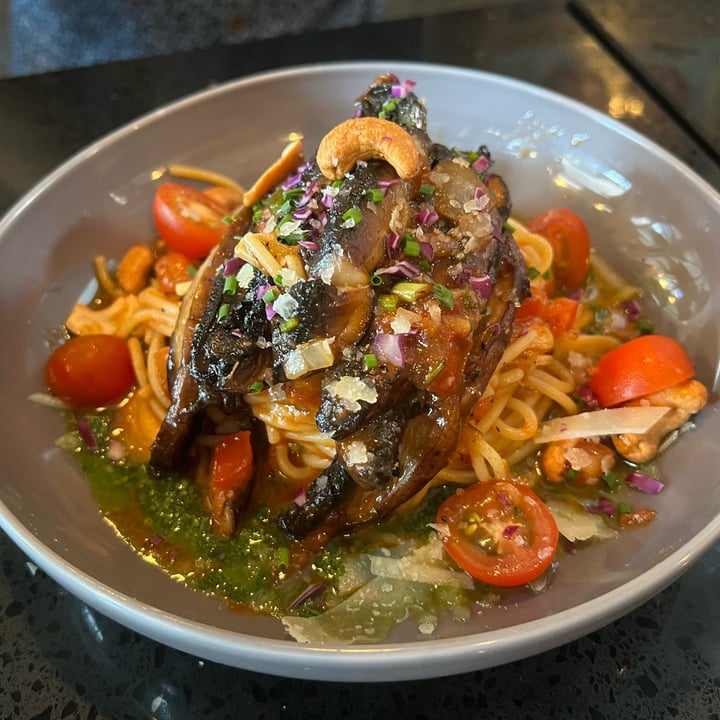 photo of Free the Robot Portobello Pesto Pasta shared by @goodvibesonly on  30 Mar 2022 - review