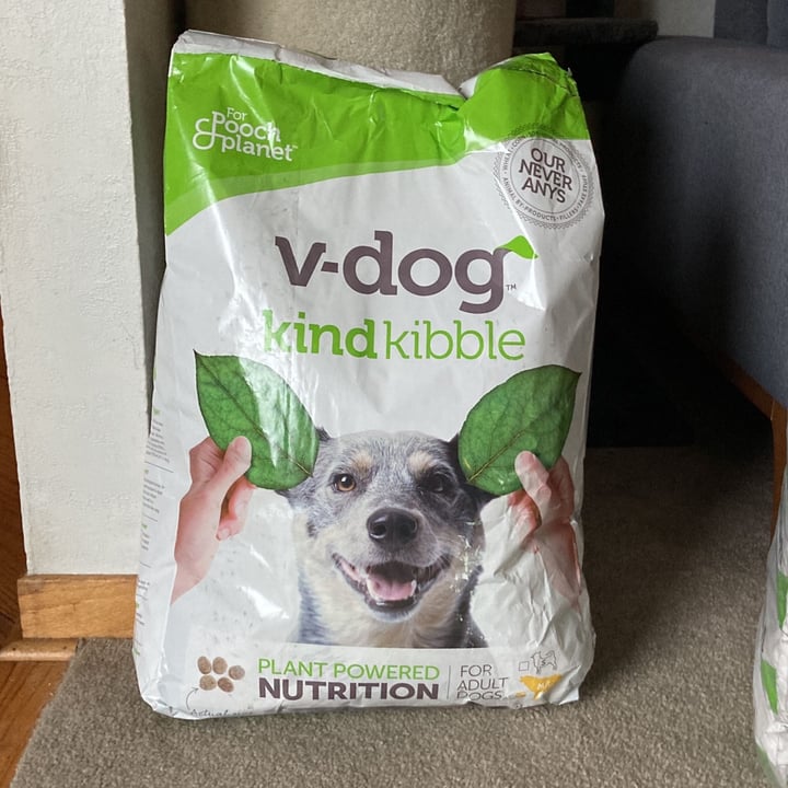 photo of v-dog v-dog kind kibble 30 LB bag shared by @damnvegan on  13 Dec 2021 - review