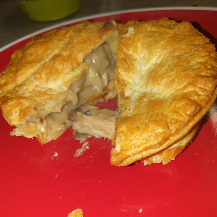 photo of Pukka Pies Chicken & Mushroom Pie shared by @thechosenlucy on  08 Mar 2021 - review