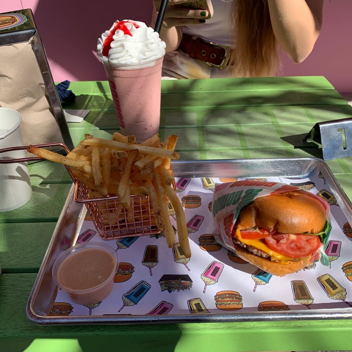review photo of NOMOO New American Burgers The NoMoo Single Burger w cheese shared by @danieleq98 on 11 Oct 2021 - review