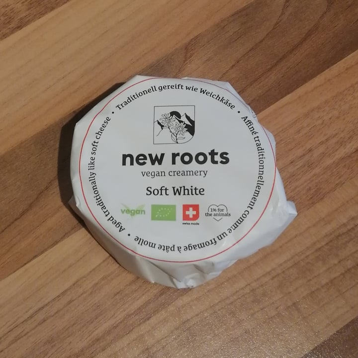 photo of New Roots Soft White shared by @meliferr on  05 Aug 2022 - review