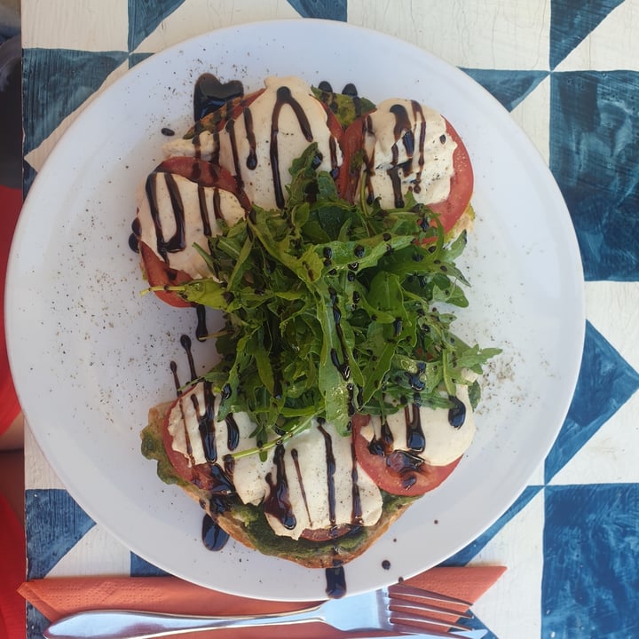 photo of GustaV Sandwich of the Month with Cashew Mozarella shared by @ben97 on  20 Aug 2020 - review