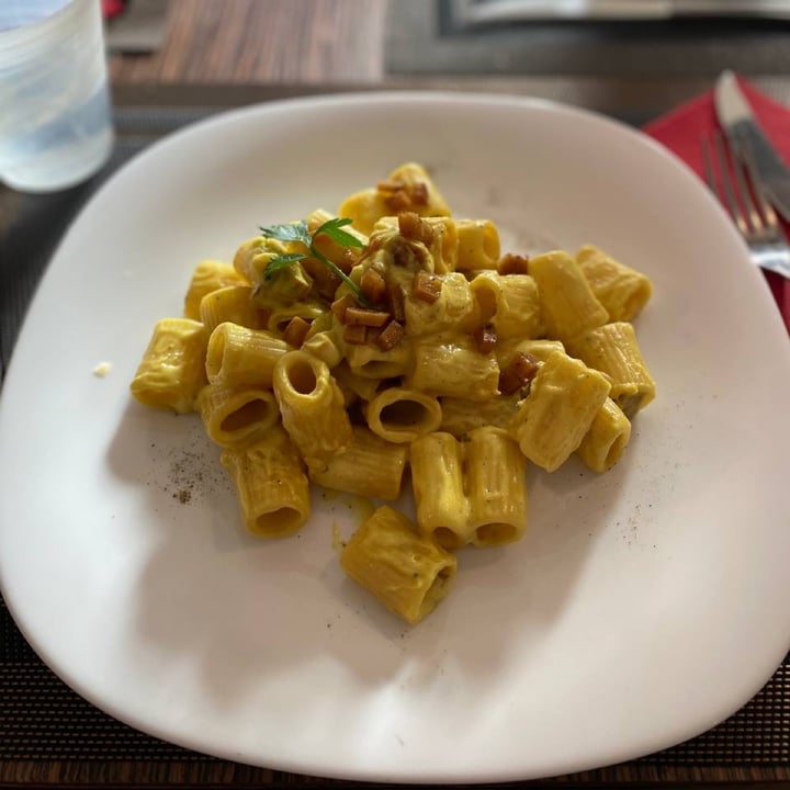 review photo of Veganda Carbonaia veg shared by @margheretchickens on 07 Apr 2022 - review