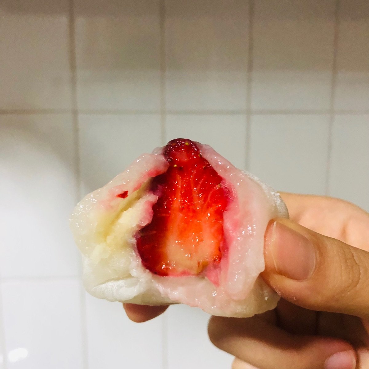 Love for Wagashi Strawberry Daifuku Reviews abillion