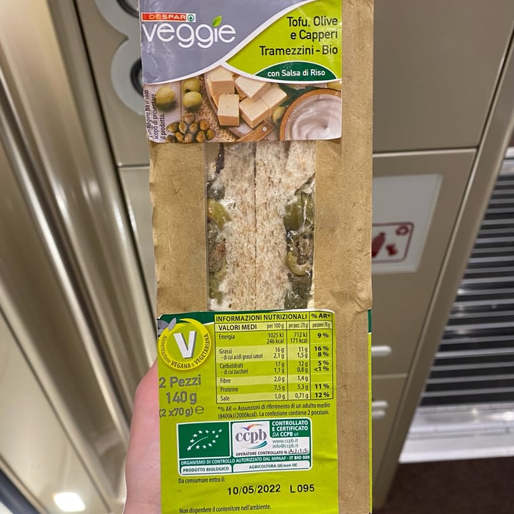 review photo of Despar Veggie Tramezzino tofu olive e capperi shared by @rossafeltra on 17 Apr 2022 - review