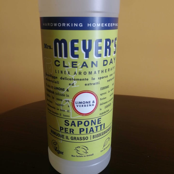 photo of Mrs. Meyer's Clean Day Sapone piatti shared by @marvino on  23 Apr 2021 - review