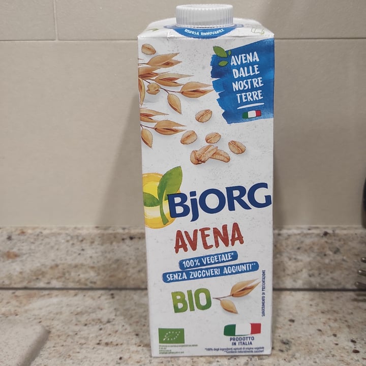 photo of Bjorg Avoine bio shared by @lunapiena on  29 Mar 2022 - review