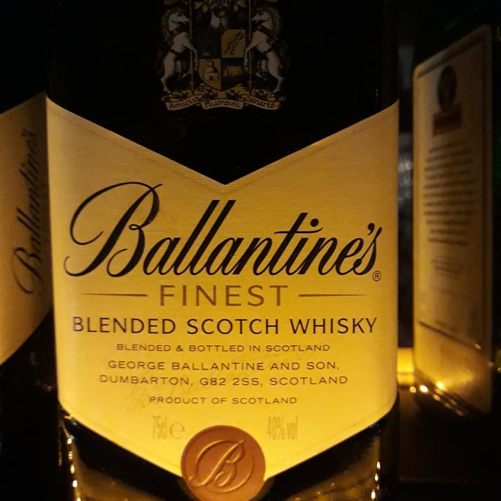 photo of Ballantines Blended Scotch Whisky shared by @noe212 on  02 Aug 2020 - review