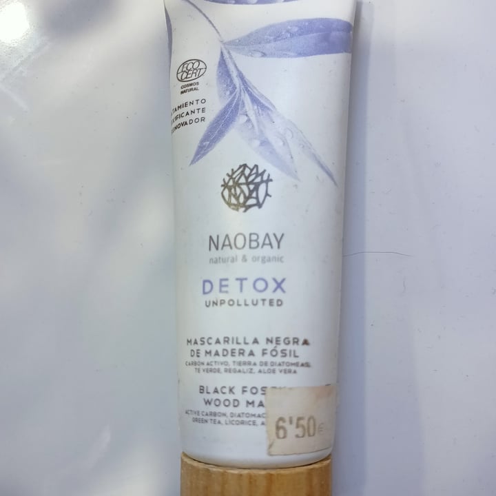 photo of Naobay Mascarilla Negra Detox shared by @4especies on  20 Mar 2022 - review