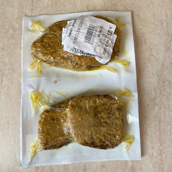 review photo of Mediterranea BioVeg Cotoletta di seitan dorata shared by @ele0nora on 29 Jun 2022 - review