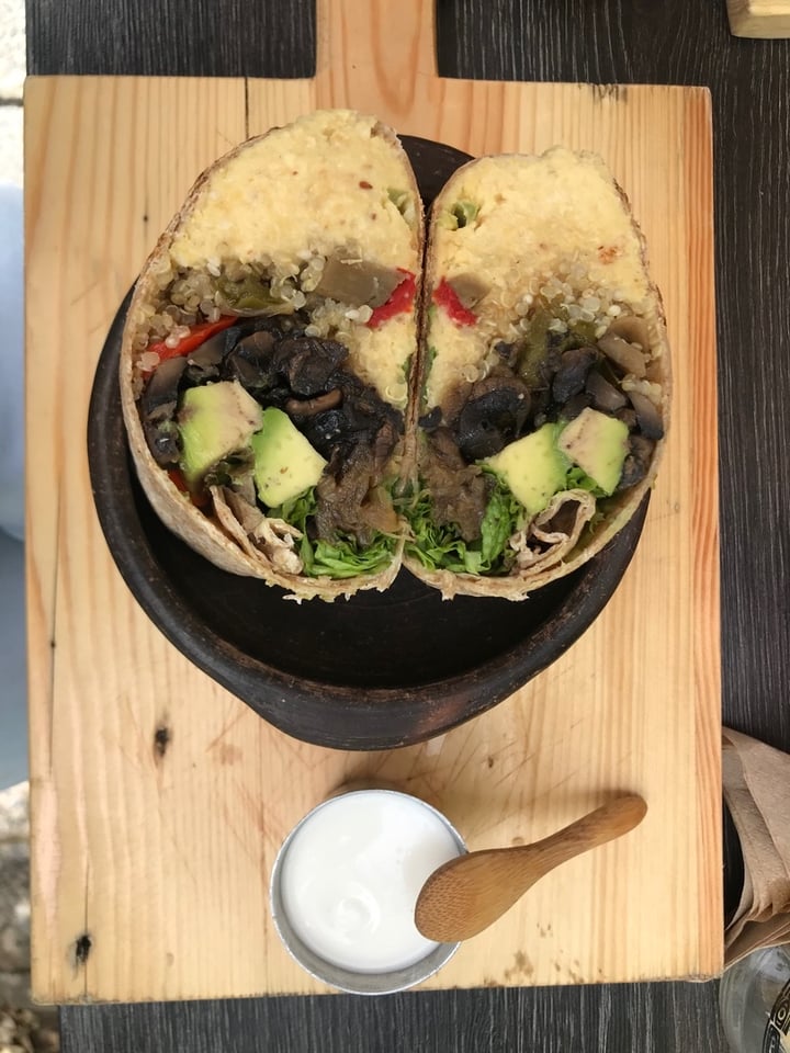 photo of Sapiens. Comida Saludable. Burrito Chick shared by @triniveg on  01 Dec 2019 - review