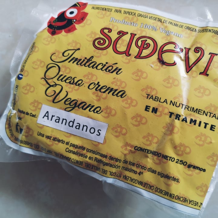 photo of Sudevi Imitación Queso Crema shared by @danyshelb on  14 Jul 2020 - review