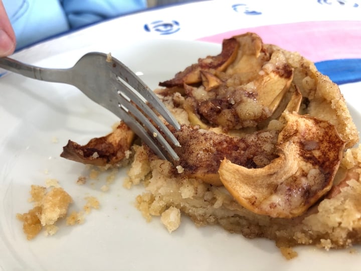 review photo of Jennifer Pennifer Bakes German Chocolate Cake shared by @vfree on 22 Jan 2020 - review